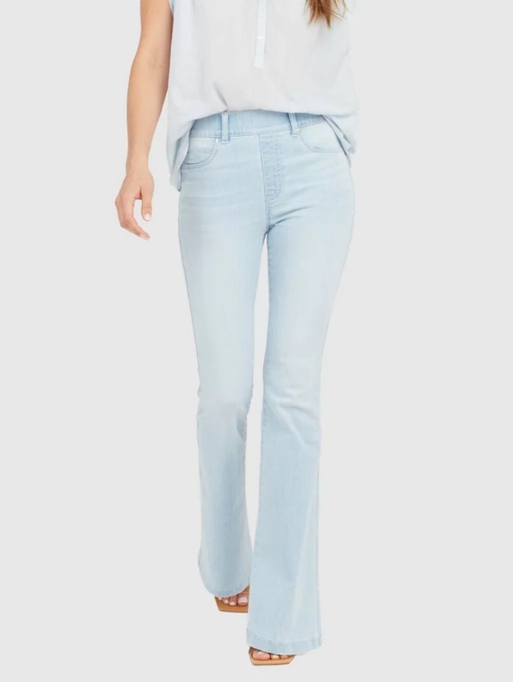 New SPANX 20348R Light blue flared jeans